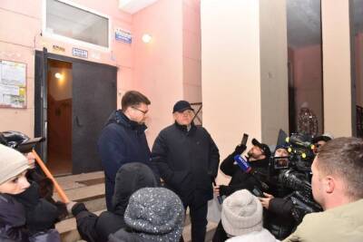 Антон Иванов - Власти предложили оставшимся без тепла и горячей воды белгородцам три варианта решения проблемы - mk.ru - Белгород