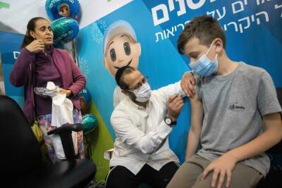 Салман Зарка планирует начать прививки в школах - news.israelinfo.co.il - Израиль