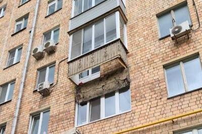Минстрой разъяснил новые правила о штрафах за остекление балконов - vm.ru - Россия