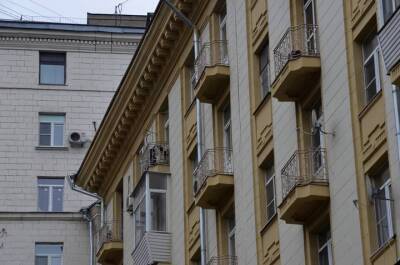 Застрявшую на балконе пенсионерку спустили на землю полицейские в Жуковском - vm.ru - Москва - Московская обл. - Жуковский - Московская область