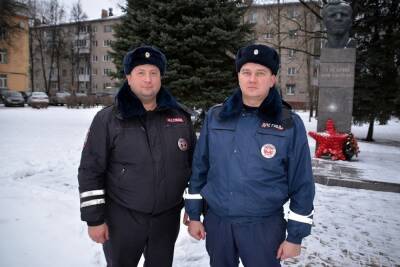 Смолянин поблагодарил сотрудников ГИБДД Игоря Ходорченкова и Владимира Петренко - mk-smolensk.ru - Смоленск