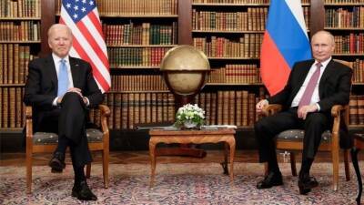 Владимир Путин - Дмитрий Песков - Джо Байден - Украина, Женева и НАТО: Песков назвал темы переговоров Путина и Байдена - 5-tv.ru - Россия - США - Украина - Женева