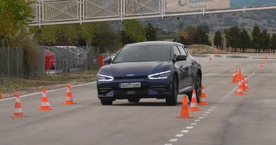 Kia Ev - Лучше Porsche: новый электрокроссовер Kia приятно удивил управляемостью (видео) - focus.ua - Украина