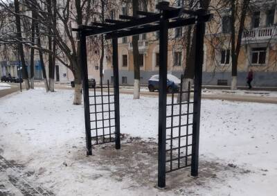 Качели и скамейки устанавливают на проспекте Гагарина в Нижнем Новгороде - vgoroden.ru - Нижний Новгород - район Приокский - Благоустройство