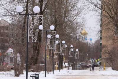 В Смоленске на улице Ленина появилась сверкающая новогодняя аллея - mk-smolensk.ru - Смоленск