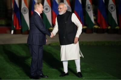 Владимир Путин - Нарендра Моди - Путин и Моди договорились о популяризации русского языка и хинди - aif.ru - Россия - Индия