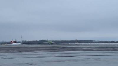 В аэропорту Магадана заявили о качественной обработке против льда самолета S7, экстренно севшего в Иркутске - nakanune.ru - Россия - Новосибирск - Иркутск - Магадан - Магадан