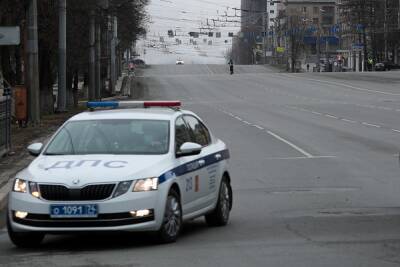 В канун Нового года большегрузам запретят въезд в Челябинск в дневное время - znak.com - Челябинск