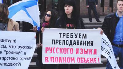 Клиентов банков ради защиты от мошенников лишат привычного удобства - vz.ru - Россия