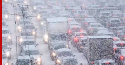 Снегопад в Москве привел к восьмибалльным пробкам на дорогах - profile.ru - Москва - Волоколамск - Москва