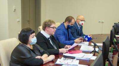 В Салехарде чиновники спланировали бюджет с учётом роста своих окладов на 4% - newdaynews.ru - Салехард
