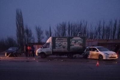 В тройном ДТП под Волгоградом пострадали 2 ребенка и пенсионерка - volg.mk.ru - Волгоград - Самара - Волгоградская обл.