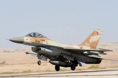 Avia.pro: истребители Израиля нанесли ракетные удары по Сирии в двадцати километрах от базы России в Хмеймиме - argumenti.ru - Россия - Сирия - Израиль - Сирия - Латакия