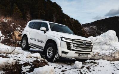 Новый Toyota Land Cruiser 300 получил экстремальную версию в России - autostat.ru - Россия - Эмираты