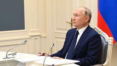 Владимир Путин - Путин подписал закон о бюджете на 2022 год и на плановый период до 2024 года - vm.ru - Россия