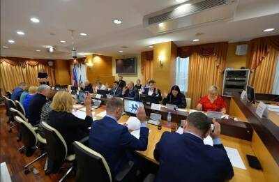 Столица Ямала готовится принять бездефицитный бюджет на 2022 год - znak.com - Салехард