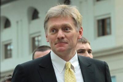 Дмитрий Песков - В Кремле оценили отказ некоторых регионов от QR-кодов - mk.ru - Россия