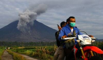 Джоко Видодо - Как минимум 34 человека погибли при извержении вулкана на острове Ява - newizv.ru - Индонезия