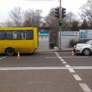 На Хортице пьяный водитель устроил ДТП: уровень алкоголя превысил норму в 19 раз. Фото - reporter-ua.com - Запорожье - Запорожье