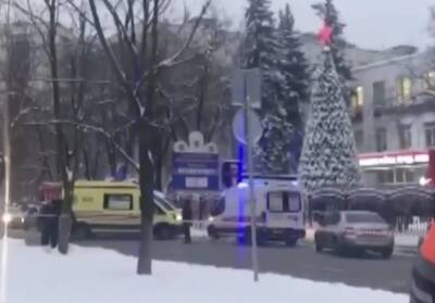Раненная во время стрельбы в московском МФЦ 10-летняя девочка скончалась в больнице - ivbg.ru - Москва - Россия - Украина - Москва
