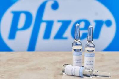 Альберт Бурла - Глава Pfizer назвал сроки готовности вакцины против омикрон-штамма - versia.ru