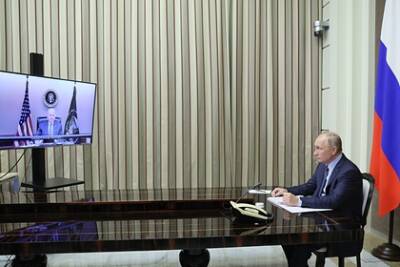 Владимир Путин - Джо Байден - В США пожаловались на отсутствие фото разговора Путина и Байдена из Белого дома - lenta.ru - Россия - США