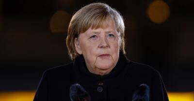 Ангела Меркель - Джефф Безоса - Камала Харрис - Меркель покинула рейтинг самых влиятельных женщин по версии Forbes, ее место заняла экс-жена Безоса - kp.ua - США - Украина - Германия