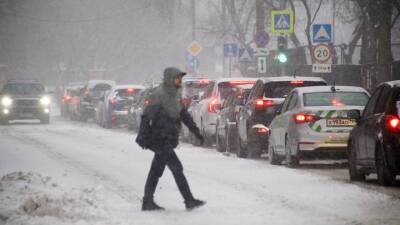 Евгений Тишковец - Прирост осадков в Москве достиг 12 сантиметров в результате снегопада 7 декабря - vm.ru - Москва - Москва