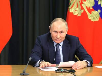 Владимир Путин - Джо Байден - Путин пожаловался Байдену, что НАТО предпринимает опасные попытки "освоения украинской территории" - gordonua.com - Россия - США - Украина - Крым