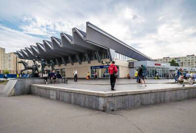 Станцию "синей ветки" петербургского метро "Пионерская" будут ремонтировать - online47.ru
