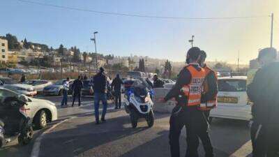Теракт в Иерусалиме: 15-летняя арабка ранила мать с детьми - vesty.co.il - Израиль - Иерусалим - Восточный Иерусалим
