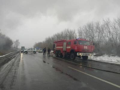 Под Киевом авто превратилось в факел после столкновения с грузовиком: "Вспыхивают как спички" - politeka.net - Украина - Киев - Киевская обл. - район Бориспольский - Київ - Киев