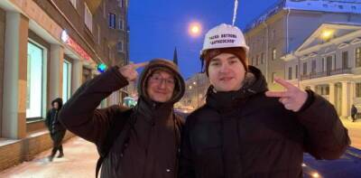 Некачественная работа коммунальщиков Петербурга породила акцию... - politnavigator.net - Россия - Санкт-Петербург - Санкт-Петербург