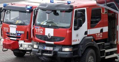 В пожарах пострадали два человека - rus.delfi.lv - Рига - Латвия