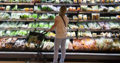 За год цены в Латвии выросли на 7,5% – заметнее всего подорожала картошка и бензин - rus.delfi.lv - Латвия