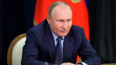Владимир Путин - Ангела Меркель - Олаф Шольц - На "Вы" и на "ты": Путин поздравил Шольца и поблагодарил Меркель - vesti.ru - Россия - Германия