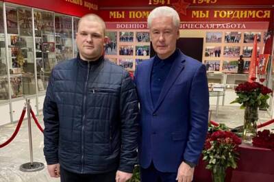 Сергей Собянин - Собянин поблагодарил сотрудников МФЦ «Рязанский» за проявленное мужество - aif.ru - Москва