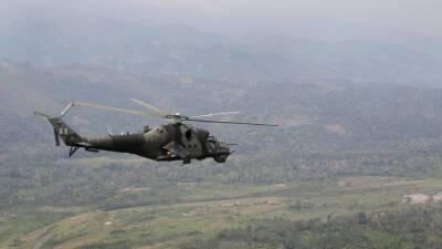 Пять человек погибли при крушении военного вертолёта в Перу - russian - Тунис - Лима
