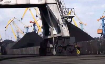 Американцы продали уголь в Украину по формуле "Роттердам+" с учетом фрахта - politeka.net - США - Украина - Колумбия - Япония - Голландия - Роттердам - Роттердам+
