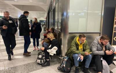 Из Милана не могут вылететь более сотни украинцев - korrespondent.net - Украина - Киев - Италия