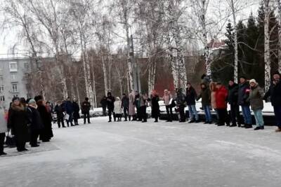 Полиция начала преследовать участников акции против QR-кодов в Новосибирске - tayga.info - Новосибирск