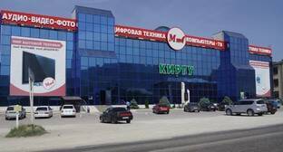 Студенты привлечены к проверкам QR-кодов в торговых центрах Махачкалы - kavkaz-uzel.eu - Россия - Махачкала - респ. Дагестан