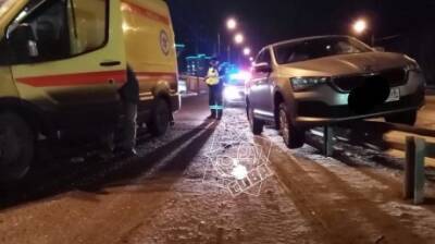 Иномарка оказалась на отбойнике на въезде в Пензу - penzainform.ru - Россия - Пенза