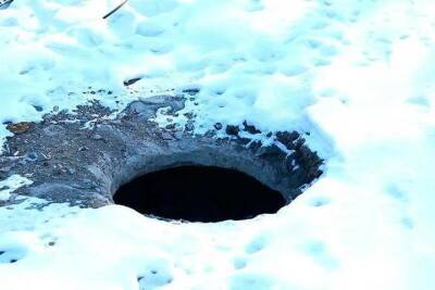 В Твери снова начали воровать крышки люков - tver.mk.ru - Тверь