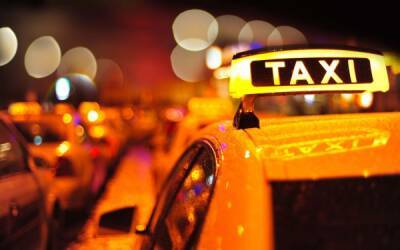 Общественный совет по развитию такси в Прикамье выступил против единой расцветки для авто - nakanune.ru - Пермский край