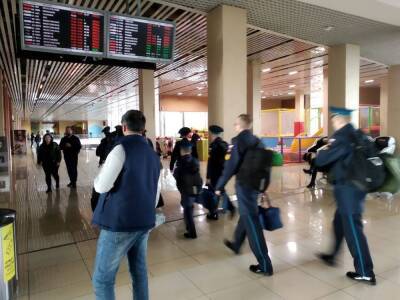 Авиакомпании предлагают не возвращать деньги за билеты пассажирам без QR-кодов - znak.com