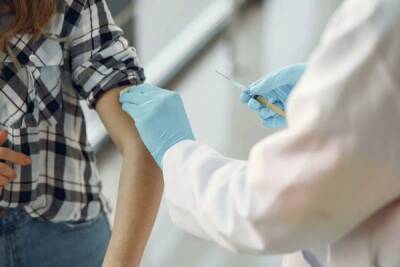 В Узбекистане прошли полную вакцинацию 84% населения старше 18 лет - eadaily.com - Узбекистан - Ташкент - Ферганская обл.