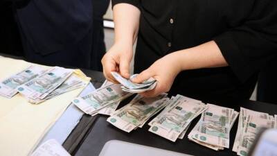 В Ачинске пропавшую кассиршу банка подозревают в краже 22 млн рублей - 5-tv.ru - Россия - Красноярский край - Ачинск