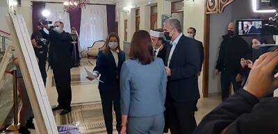 Сергей Аксенов - В Симферополе после капремонта открыли Крымско-татарский гостеатр - runews24.ru - Крым - Симферополь - Севастополь