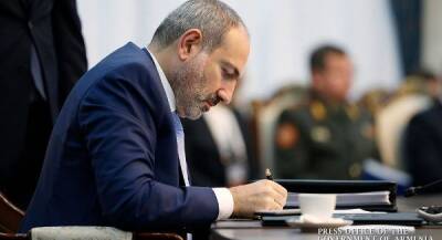 Рейтинг три года ждут: Пашинян сдаëт позиции, парламент совсем «не уважают» — опрос - eadaily.com - Армения